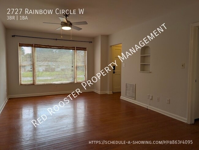 Photo - 2727 Rainbow Cir W