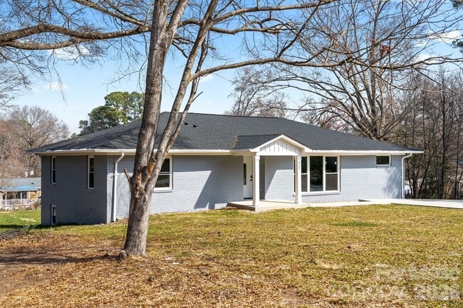 Photo - 612 Westway Dr