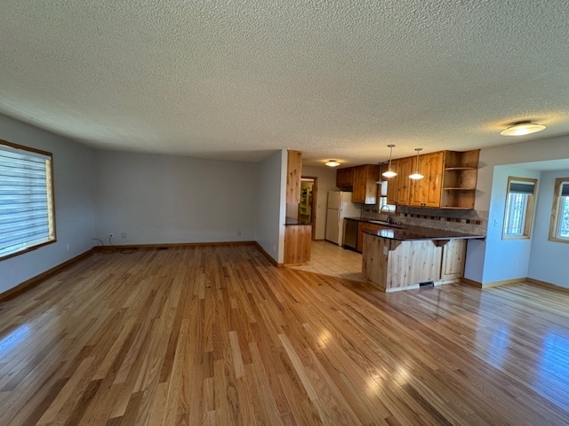 Photo - 1112 W Saratoga Ave