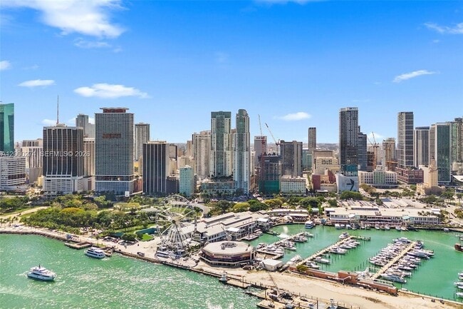 Building Photo - 244 Biscayne Blvd Unit 1709