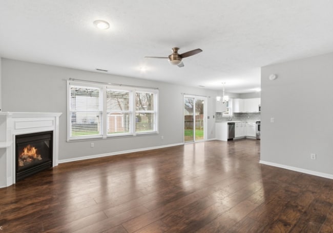 Photo - 10870 Balfour Dr