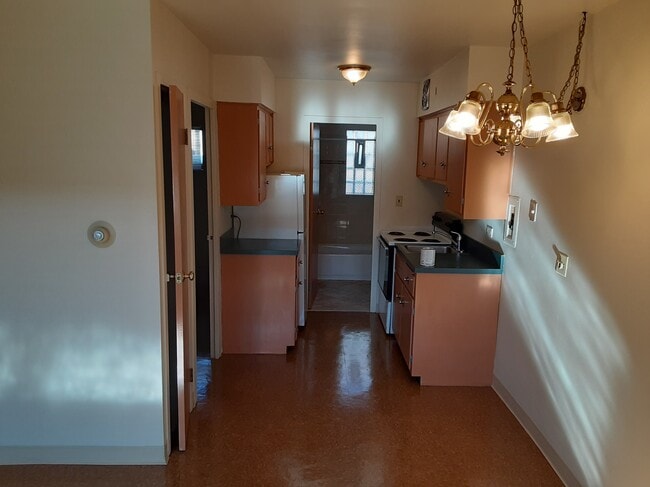 Building Photo - 6945 Stanley Ave Unit 10