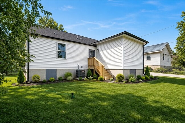 Photo - 6 Goodrich St