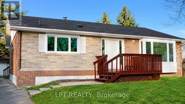 Photo - 51 Windermere Ct