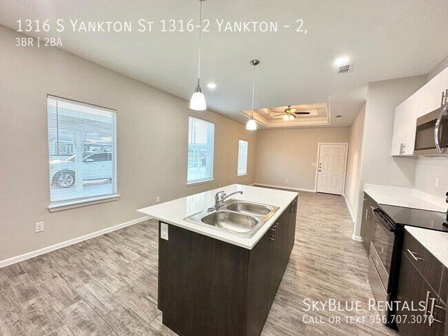 Photo - 1316 S Yankton St Unit 2,