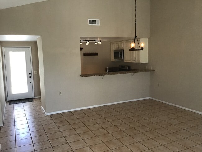 Photo - 34041 Emily Way Unidad Emily Way