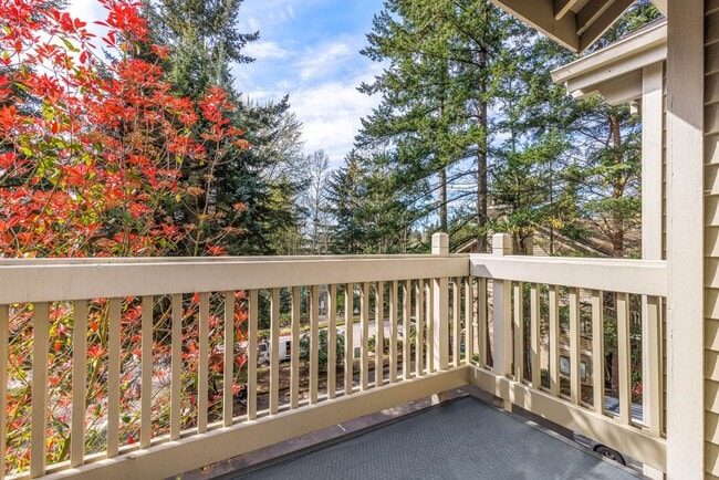 Photo - Newly updated 2 Bedroom 2 Bathroom Condo Near Downtown Kirkland- 1 free month! Unit UM-SHI320_02