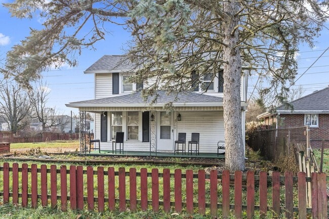 Photo - 2709 Kilbourne Ave