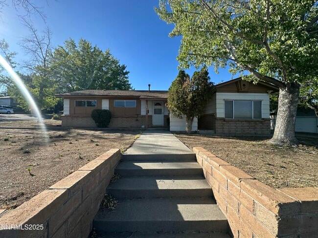 Building Photo - 1380 Beldon Way Rental