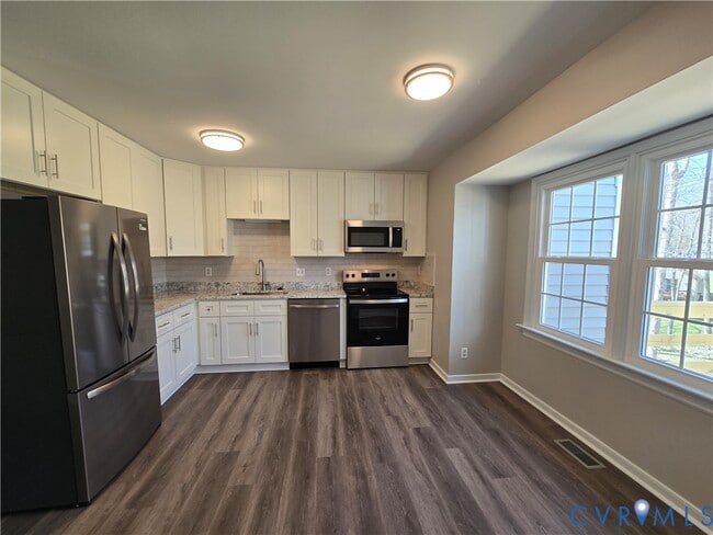 Photo - 1600 Porters Mill Terrace