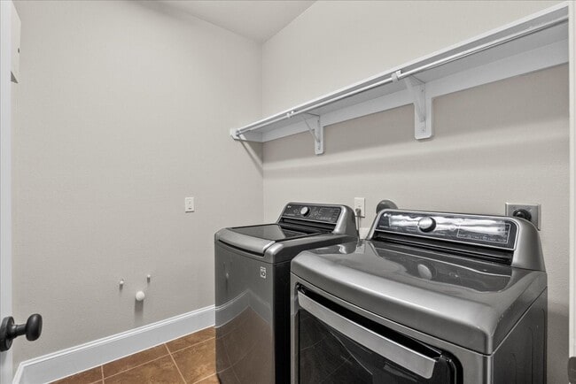 Building Photo - 1117 Hancock Springs Ln