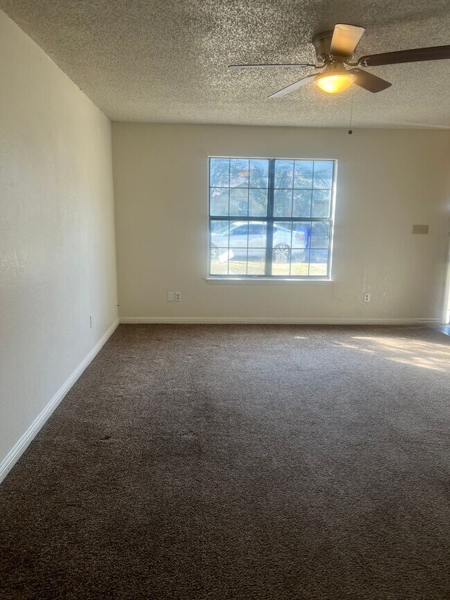 Photo - 2840 Burnett Ave