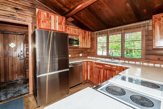 Photo - Charming Enatai Craftsman Near Lake Washington – 3BR/2BA- AVAILABLE NOW!