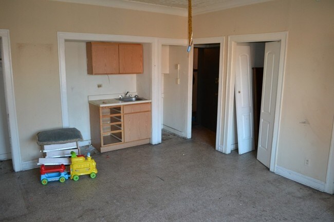 Photo - 2235 E 71st St Chicago, IL 60649