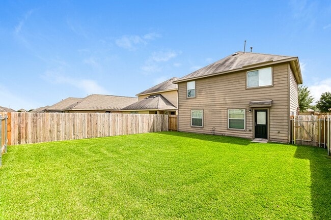 Photo - 5715 Kyle Cove Dr