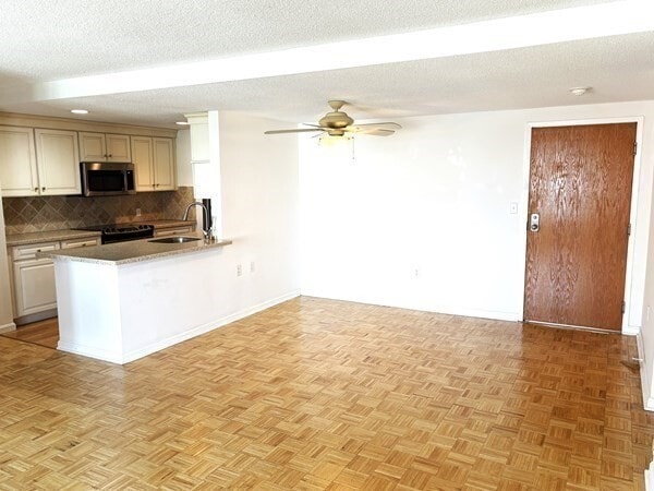 Photo - 20 Rockland House Rd Unit 205
