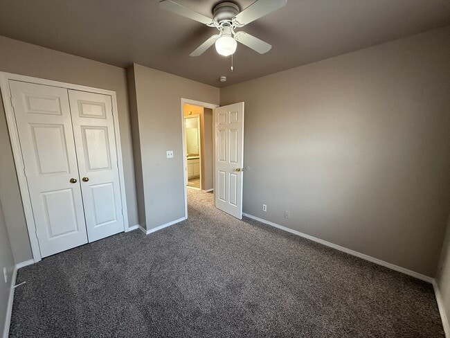 Photo - 3 bedroom Two Story Duplex!