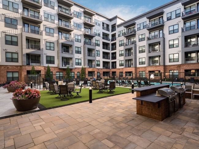 Building Photo - The Shirley