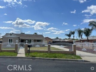 Building Photo - 15045 Hibiscus Ave Rental
