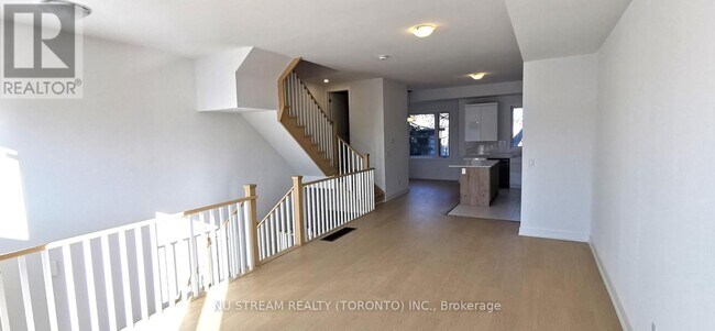 Photo - 9 Carl Hl Ln