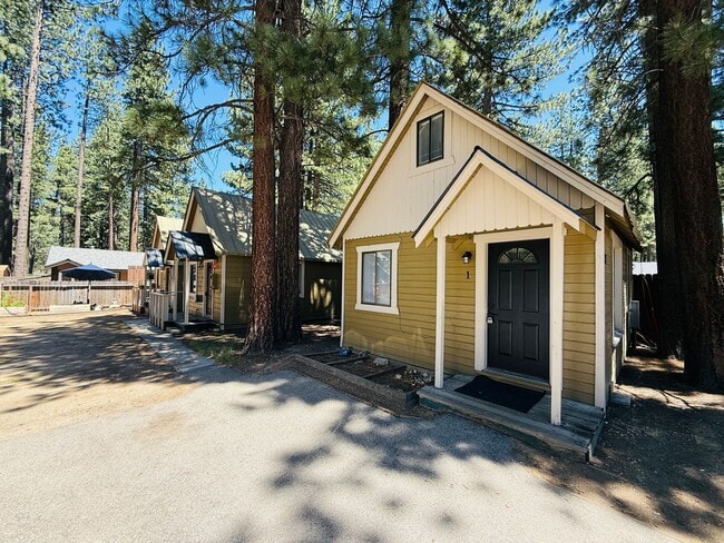 Photo - 1227 Sierra Blvd Unit 1