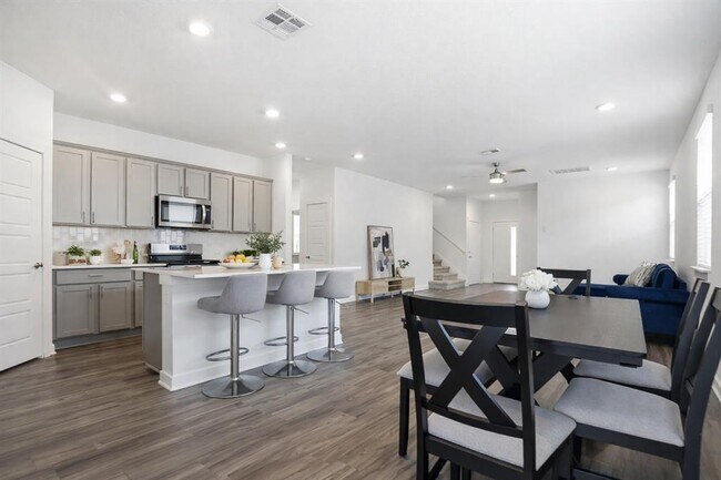 Photo - 220 Century Plant Rd