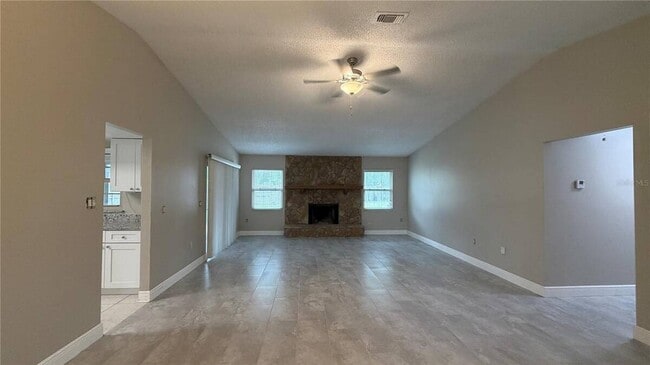 Photo - 6434 Rockingtree Ln
