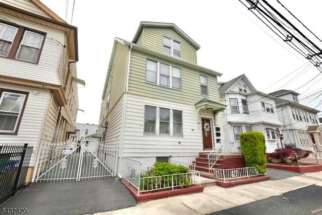 Photo - 428 N 12th St Unit 3