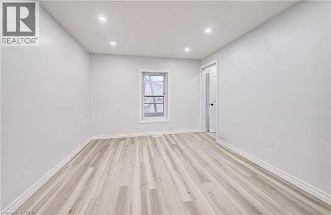 Photo - 115 Courtney St