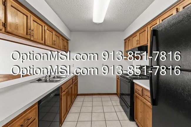 Photo - Charming & Spacious 2-Bed / 2-Bath Apartment in Gladstone