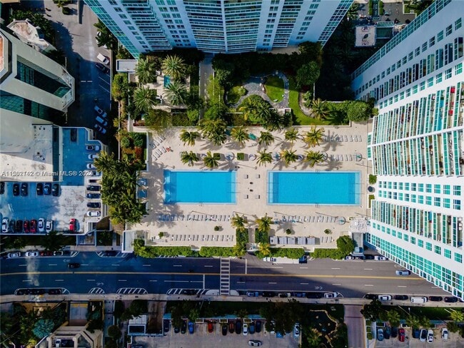 Photo - 951 Brickell Ave Unit 2405