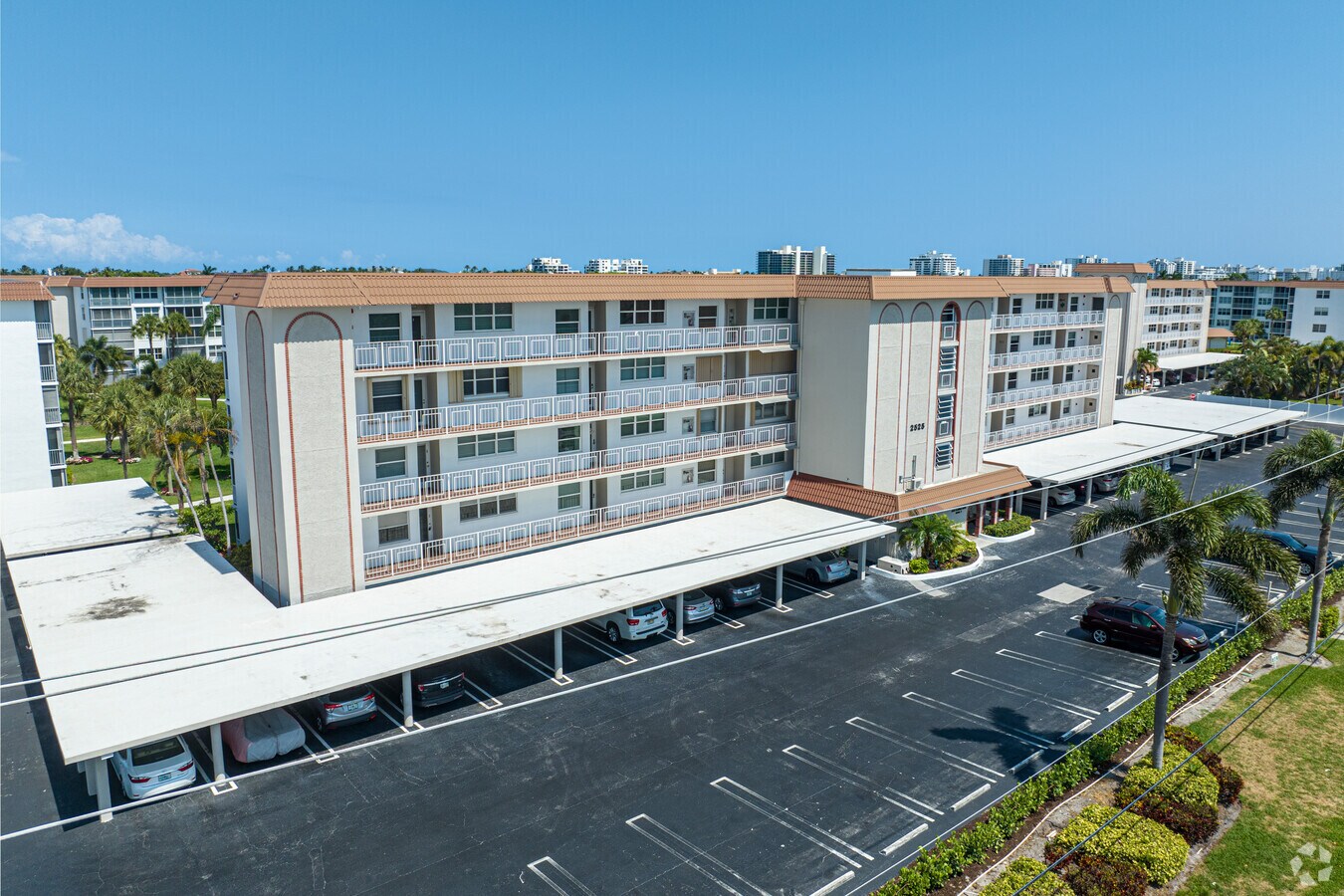 Primario - Tropic Bay