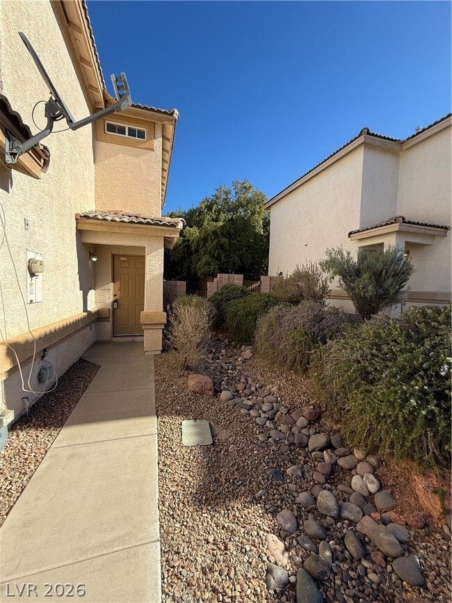 Photo - 792 Spotted Eagle St