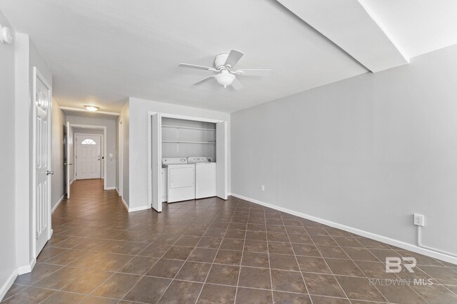Photo - 710 S Mobile St