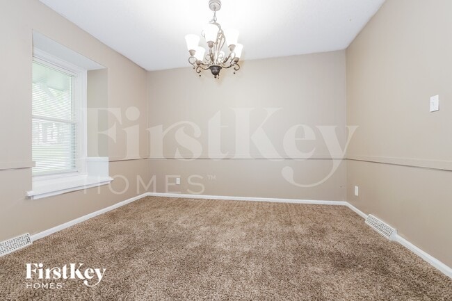 Photo - 6700 E 129 St