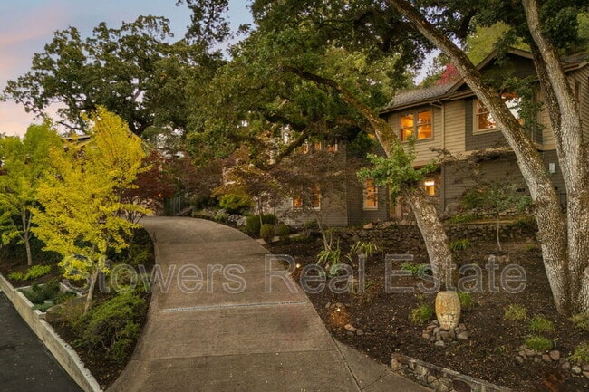 Photo - 775 Kirkcrest Rd