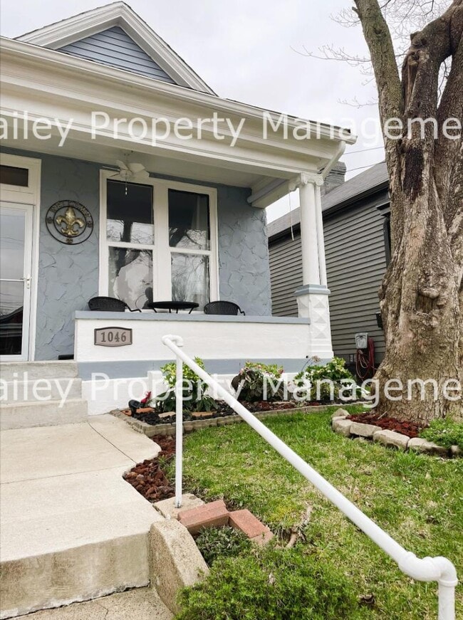 Building Photo - 1046 E Caldwell St