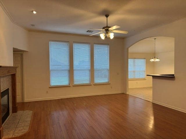 Photo - 532 Lone Oak Dr