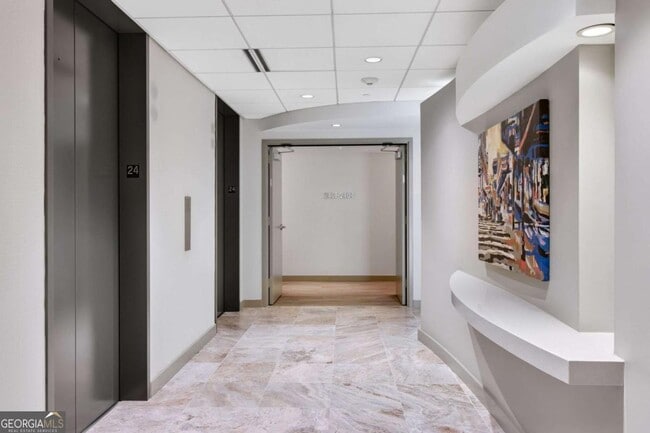 Photo - 3338 Peachtree Rd NE Unit 2401