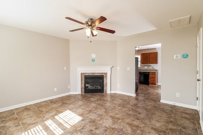 Photo - 3 Sherbourne Ct