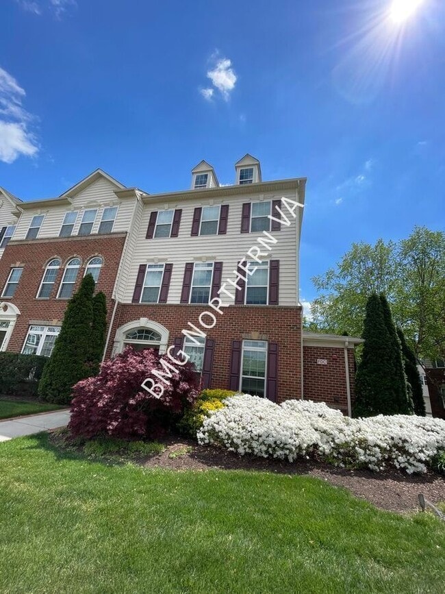 Photo - 24688 Hutchinson Farm Dr