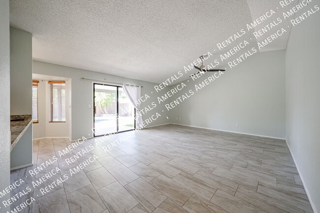 3103 E Villa Rita Dr