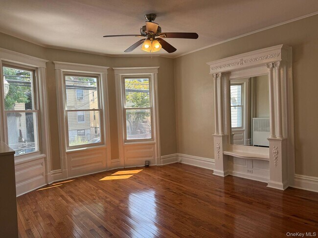 Photo - 2849 Harrington Ave Unit 2