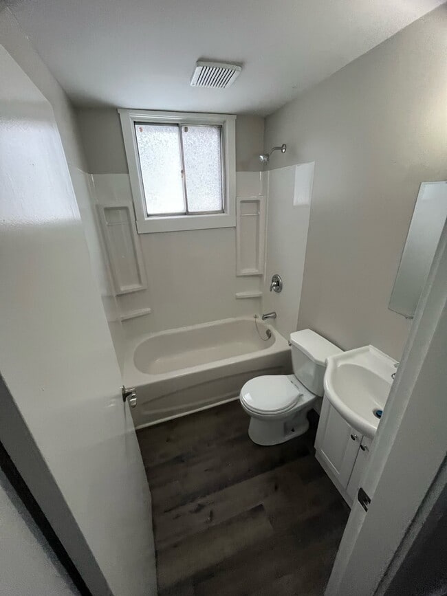 Photo - 46 Terris Ave Unit 2