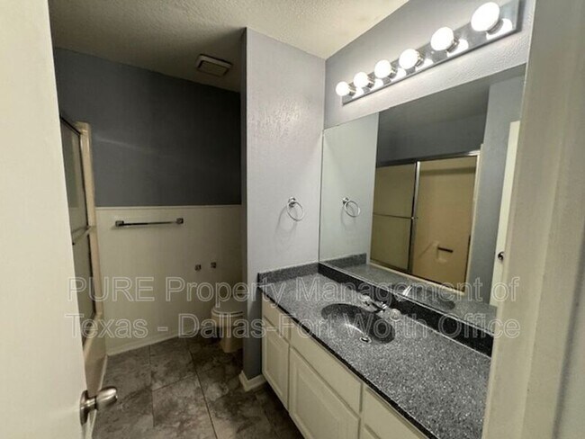 Photo - 6321 Kelly Dr