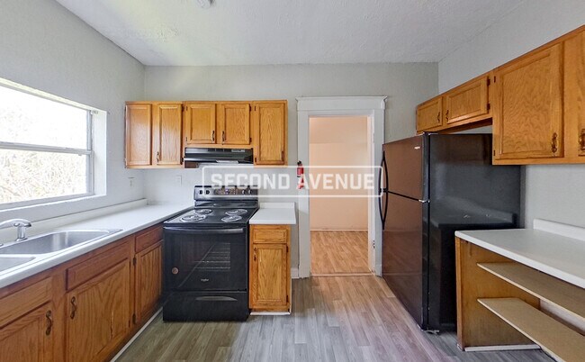 Photo - 4121 Court S