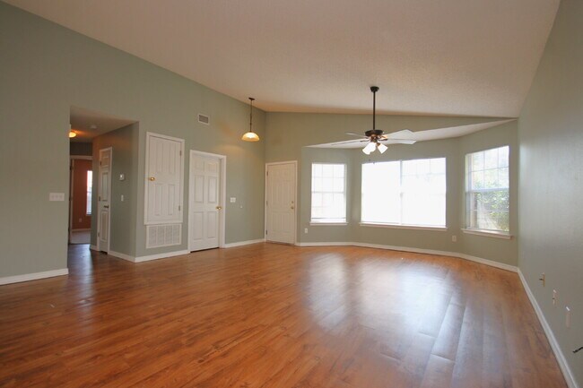 Photo - Southwest Pensacola 3BR Home Near NAS Pensacola & Perdido Key with Vaulted Ceilings, Island Kitch...