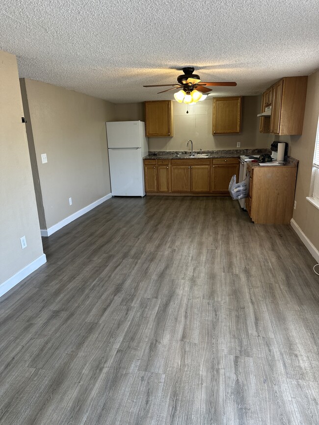 Photo - 224 C St Unit Apt C