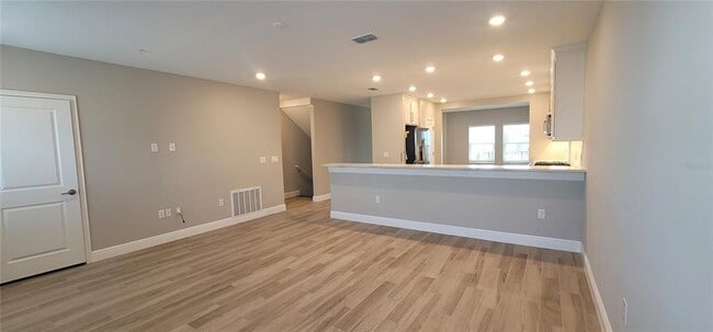 Photo - 5351 Bridge St