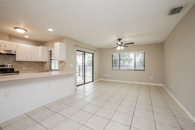 Photo - 433 SE 13th Pl